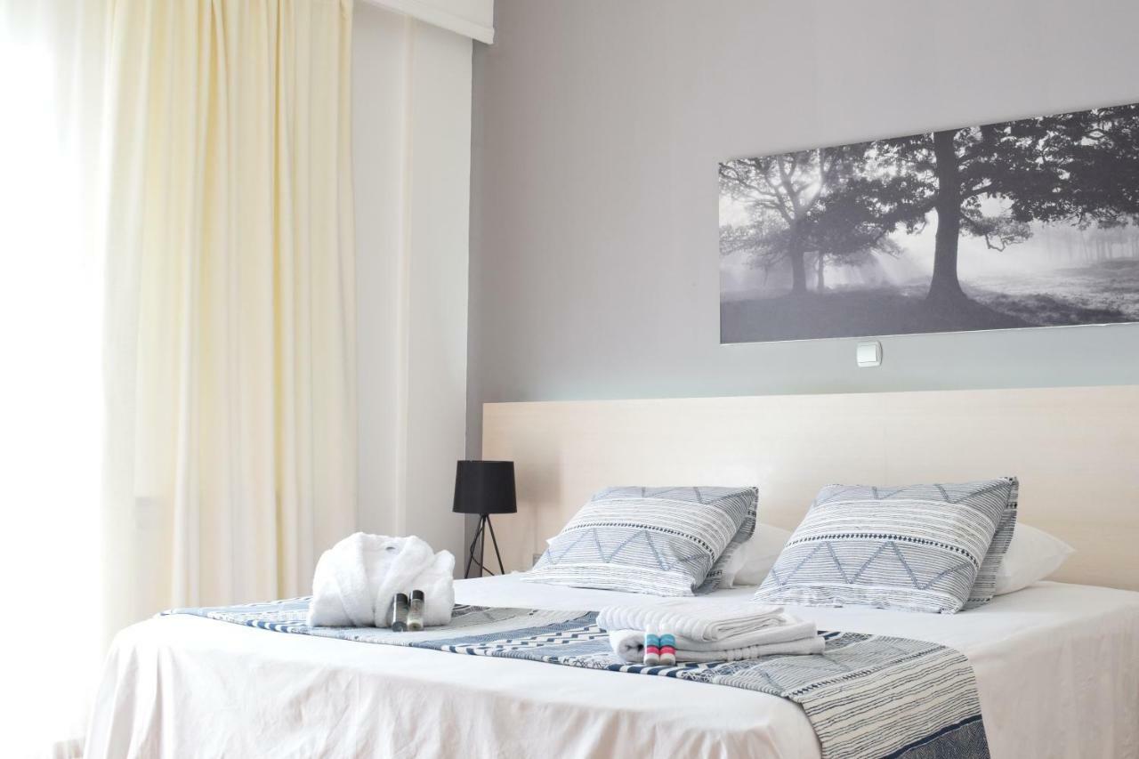 Poseidon By Heloni Apartments Pire Dış mekan fotoğraf